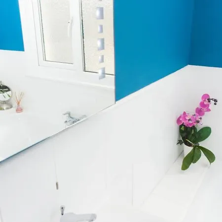 Hébergement de vacances Mycityhaven - Highbury House With Parking *