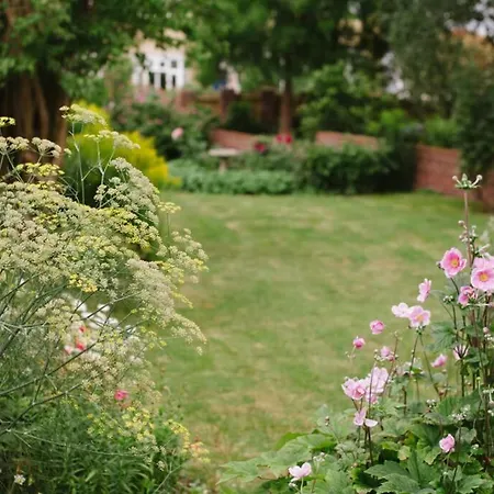 Mycityhaven - Highbury House With Parking Holiday home